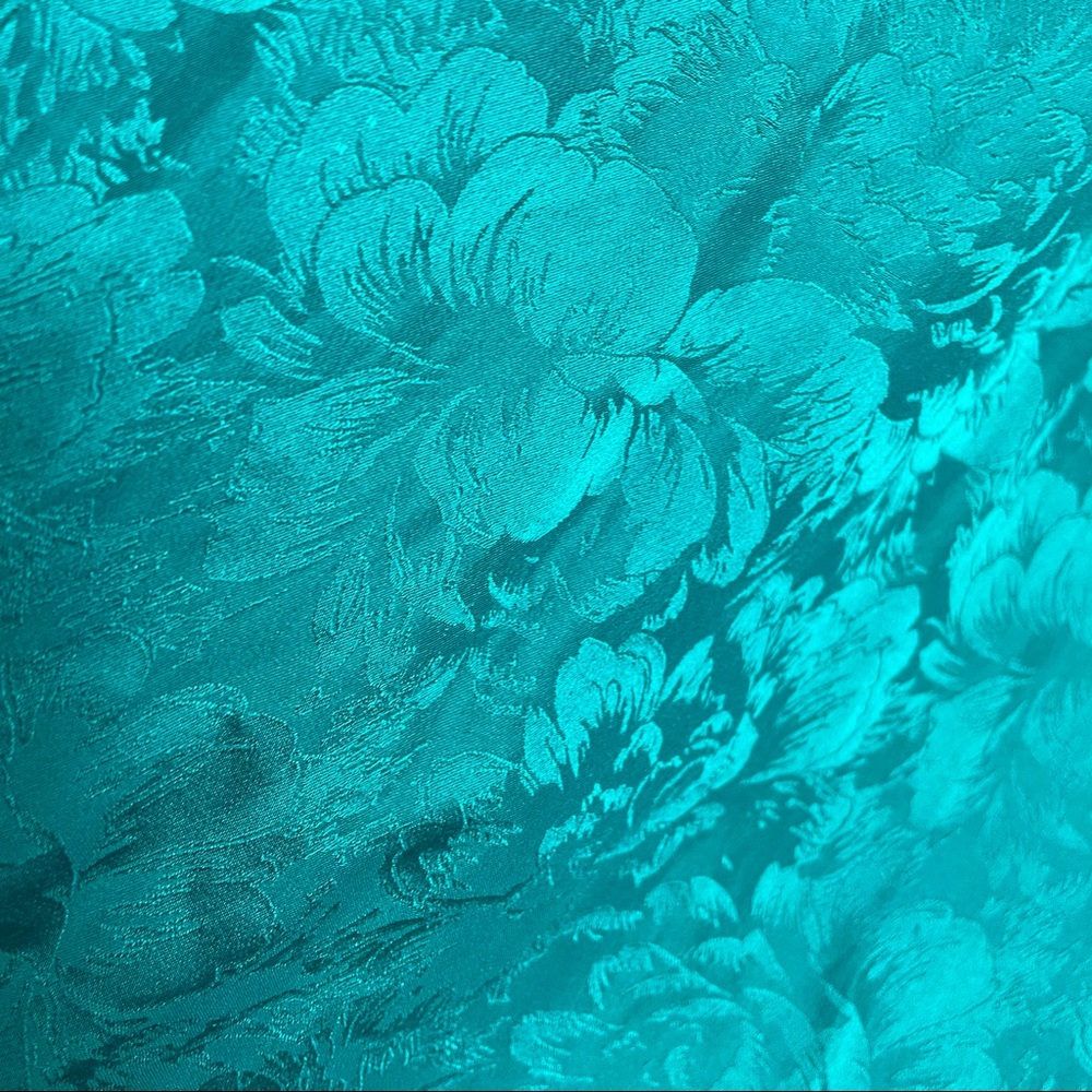 Emerald 100% SILK Floral Embossed Skirt - Picture 5 of 7